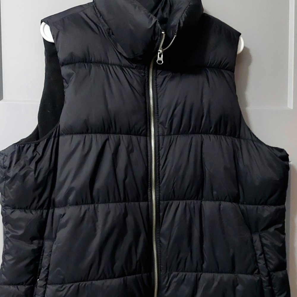 Black Puffer Vest